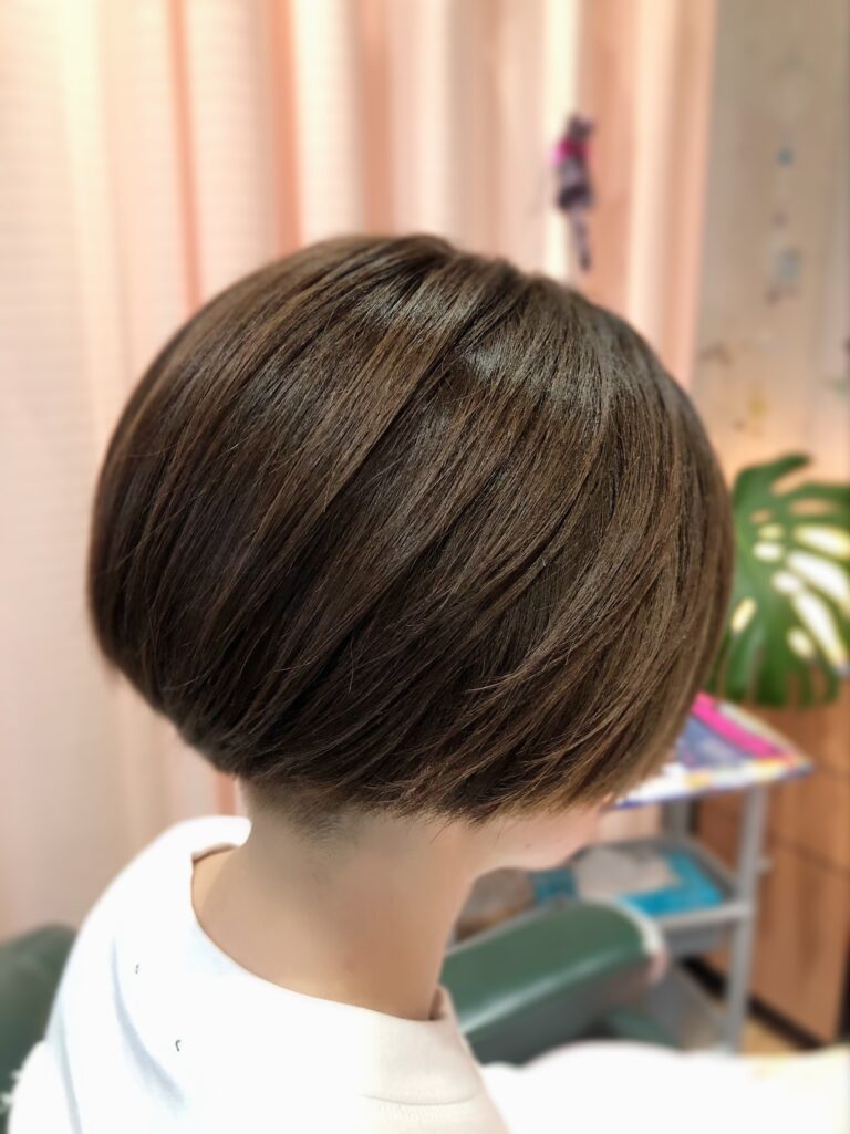 レディース刈り上げボブ ヘアーサロンすずらん